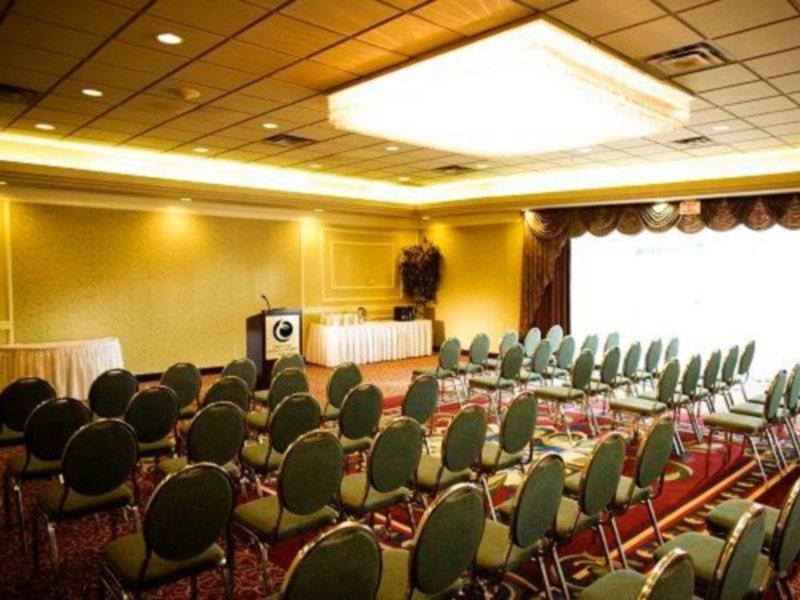 Executive Suites Hotel & Conference Center, Metro Vancouver Burnaby Buitenkant foto